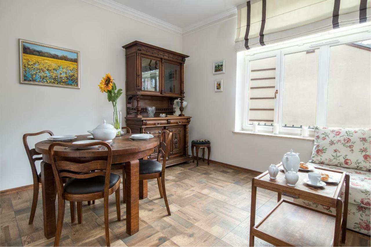 Cheerful Air Conditioned Apartment With Mezzanine And Parking - Old Town Краков Экстерьер фото
